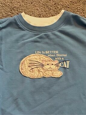 Vintage Sweatshirt Size M Blue Life is Better When Shared With A Cat Cottagecore